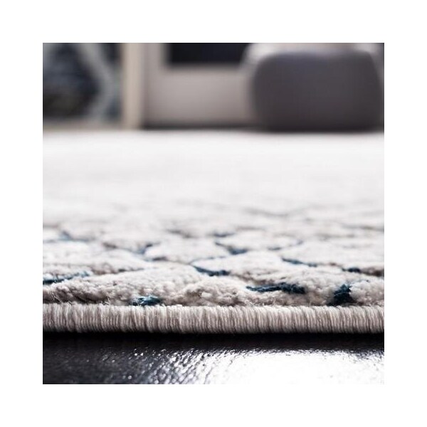 Safavieh 4 x 6 ft. Amalfi 500 Power Loomed Rectangle RugCream & Navy - AMF552B-4