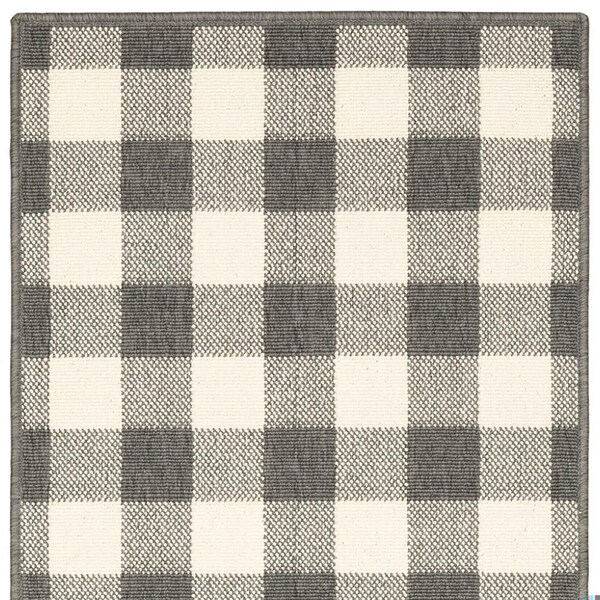 Homeroots 2 x 8 ft. Gray & Ivory Gingham Indoor & Outdoor Runner Rug - 389524