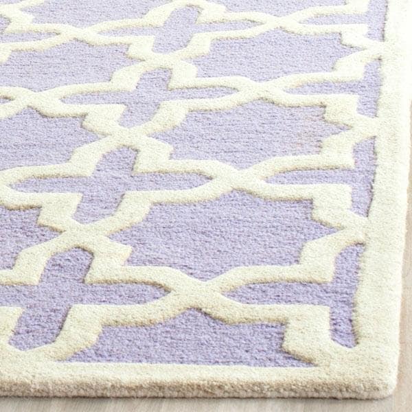Safavieh Cambridge Hand Tufted Runner RugLavander & Ivory 2 ft.-6 in. x 6 ft. - CAM125C-26
