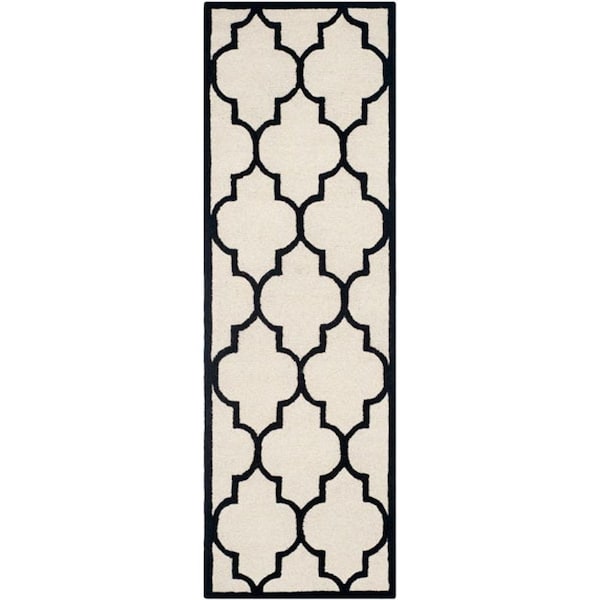 Safavieh Cambridge Hand Tufted Rectangle Rug- Ivory - Black- 2 ft. 6 in. x 6 ft. - CAM134W-26