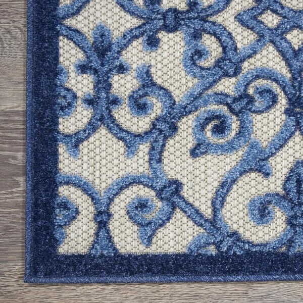 Homeroots 2 x 10 ft. Gray & Blue Indoor & Outdoor Runner Rug - 385005