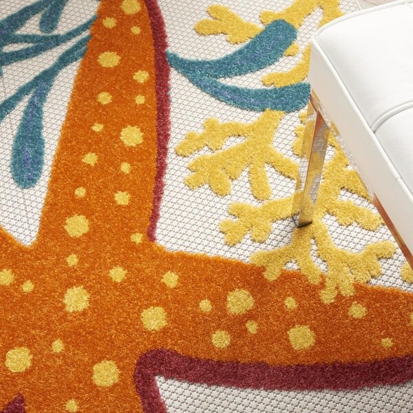Homeroots 4 x 6 ft. Multi Color Indoor & Outdoor Area Rug - 385085