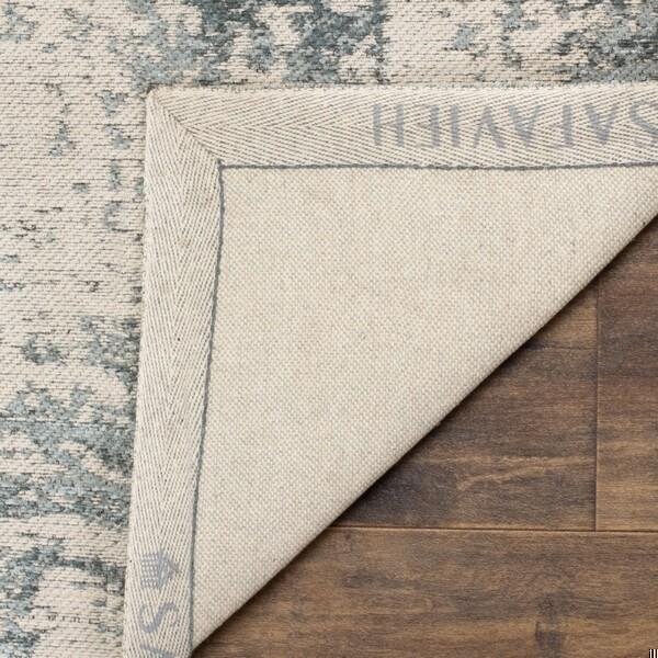 Safavieh Classic Vintage Accent Area Rug, Grey - 2 Ft. - 4 In. X 4 Ft. - 8 In. - CLV125D-25