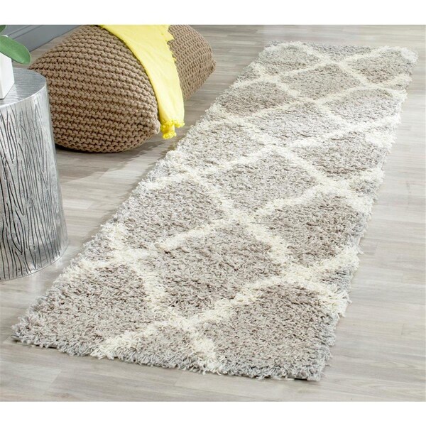 Safavieh 2 ft. 3 in. x 10 ft. SGD-Dallas Shag Rectangle Machine Made Rug Grey & Ivory - SGDS257G-210