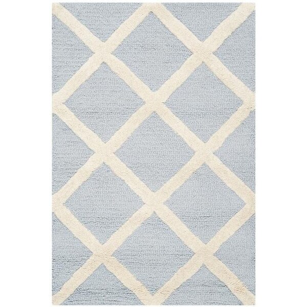 Safavieh 4 x 6 ft. Cambridge Hand Tufted Small Rectangle Area RugLight Blue & Ivory - CAM135A-4