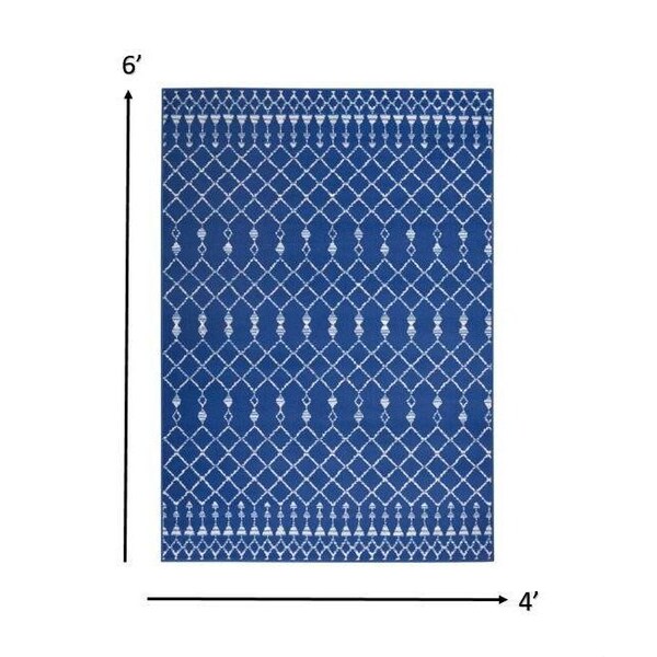 Homeroots 4 x 6 ft. Navy Blue & Ivory Berber Pattern Area Rug - 385829
