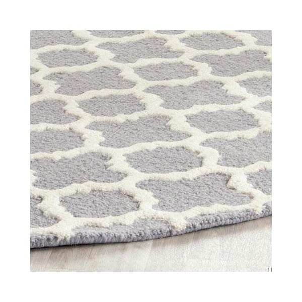 Safavieh Cambridge Hand Tufted Runner Rug- Silver - Ivory- 2 ft. 6 in. x 4 ft. - CAM130D-24