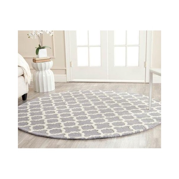 Safavieh Cambridge Hand Tufted Runner Rug- Silver - Ivory- 2 ft. 6 in. x 4 ft. - CAM130D-24