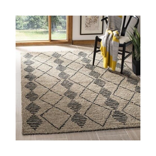 Safavieh Bohemian Rectangle Hand Loomed RugsBeige & Black 2 ft.-6 in. x 8 ft. - BOH703Z-28