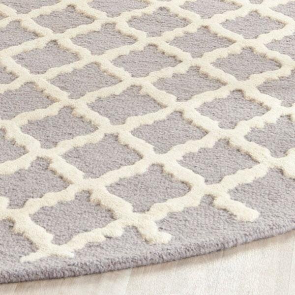 Safavieh Cambridge Hand Tufted Accent Rug- Silver - Ivory- 2 x 3 ft. - CAM137D-2
