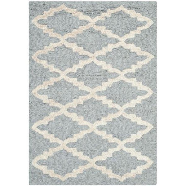 Safavieh Cambridge Hand Tufted Accent Rug- Silver - Ivory- 2 x 3 ft. - CAM137D-2