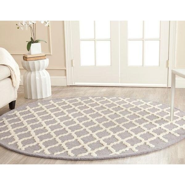 Safavieh Cambridge Hand Tufted Accent Rug- Silver - Ivory- 2 x 3 ft. - CAM137D-2