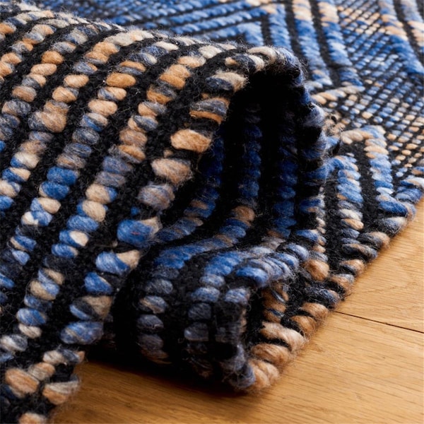 Safavieh 6 x 6 ft. Natural Hand Woven Round Area Rug; Blue & Orange - NAT932M-6R