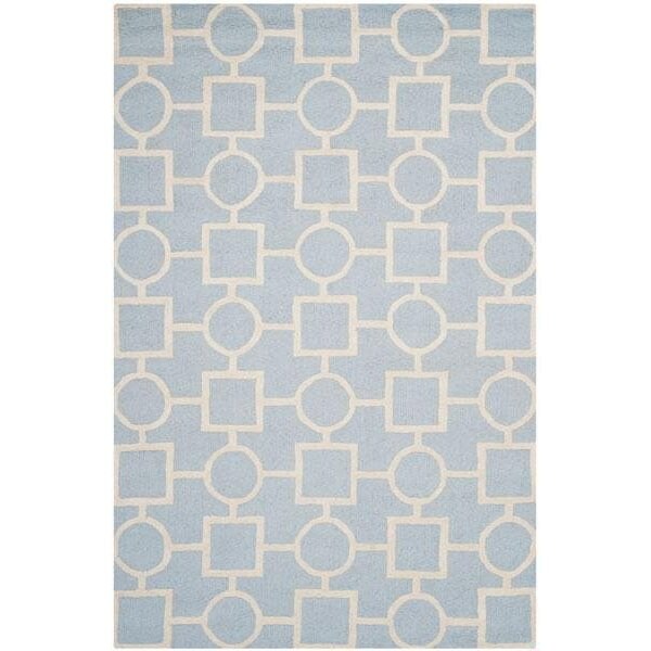 Safavieh Cambridge Accent Area Rug, Light Blue and Ivory - 2 ft. 6 in. x 4 ft. - CAM143A-24