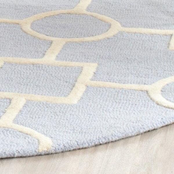 Safavieh Cambridge Accent Area Rug, Light Blue and Ivory - 2 ft. 6 in. x 4 ft. - CAM143A-24