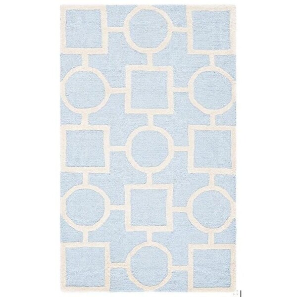 Safavieh Cambridge Accent Area Rug, Light Blue and Ivory - 2 ft. 6 in. x 4 ft. - CAM143A-24