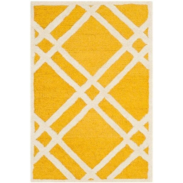 Safavieh Cambridge Small Rectangle Area Rug, Gold and Ivory - 4 x 6 ft. - CAM142Q-4