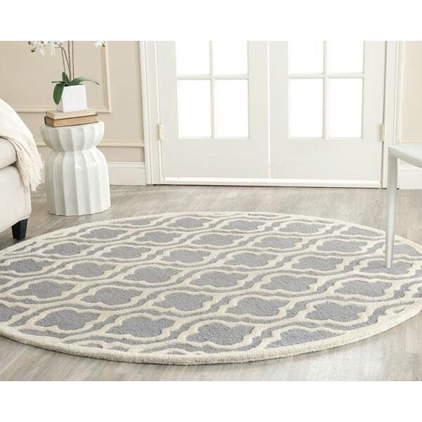 Safavieh Cambridge Hand Tufted Round Rug- Silver - Ivory- 4 x 4 ft. - CAM132D-4R