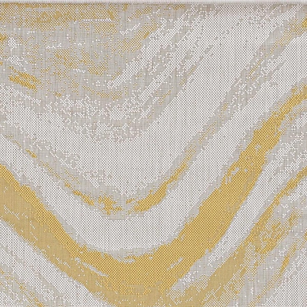Homeroots 47 x 31 in. Ivory or Gold Polypropylene Rug - 375232