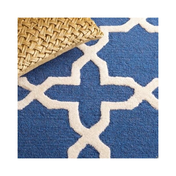 Safavieh Cambridge Accent Rugs, Navy Blue and Ivory - 2 x 3 ft. - CAM125G-2