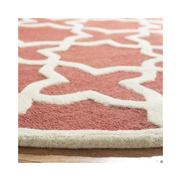 Safavieh Cambridge Hand Tufted Accent RugRust & Ivory 2 ft.6 in. x 4 ft. - CAM125L-24