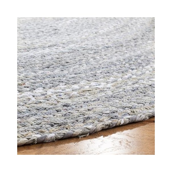 Safavieh Braided Global Round Hand-Woven RugsLight Grey 5 x 5 ft. - BRD452F-5R