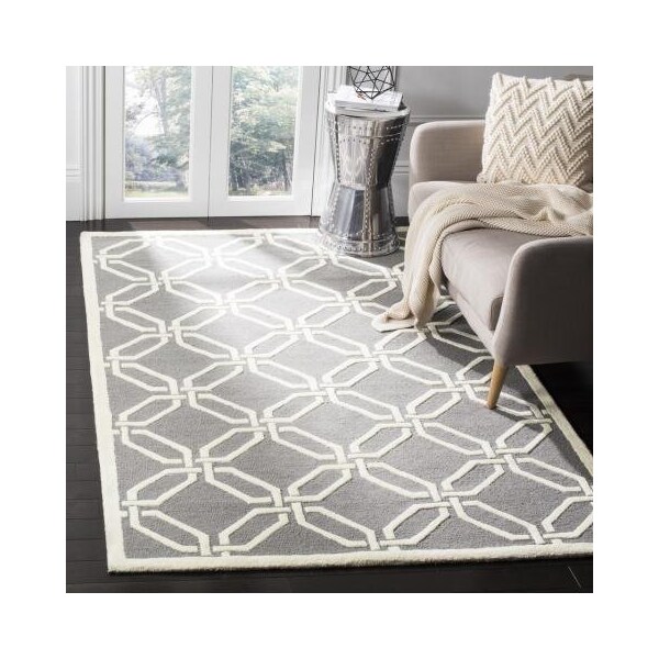 Safavieh Cambridge Hand Tufted Small Rectangle Rug- Dark Grey - Ivory- 4 x 6 ft. - CAM311D-4