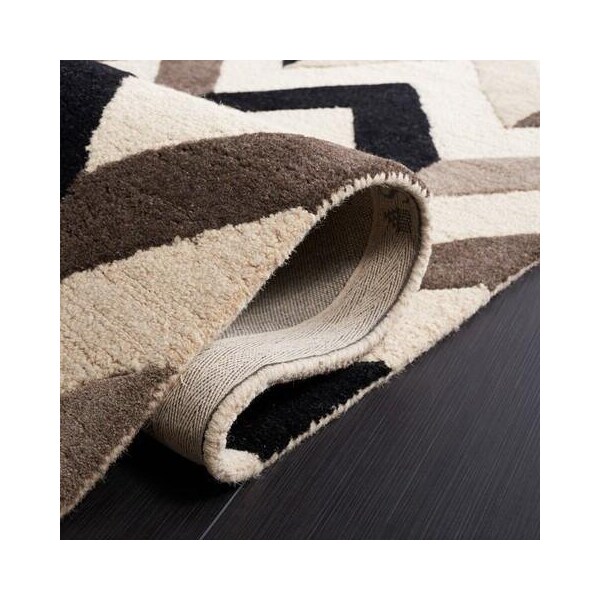 Safavieh Cambridge Hand Tufted Accent RugIvory & Black 2 x 3 ft. - CAM580C-2