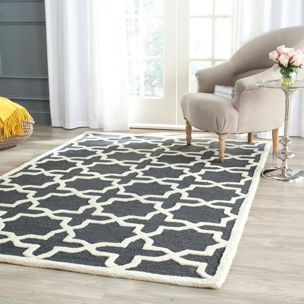 Safavieh Cambridge Hand Tufted Accent Rug- Dark Grey - Ivory- 2 x 3 ft. - CAM125X-2