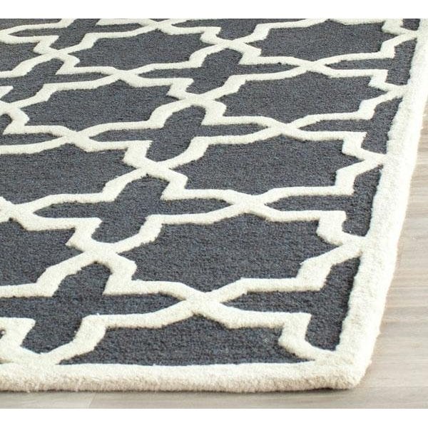 Safavieh Cambridge Hand Tufted Accent Rug- Dark Grey - Ivory- 2 x 3 ft. - CAM125X-2