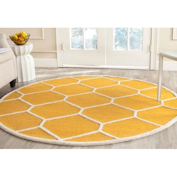 Safavieh Cambridge Medium Rectangle Rugs, Gold and Ivory - 4 x 6 ft. - CAM144Q-4