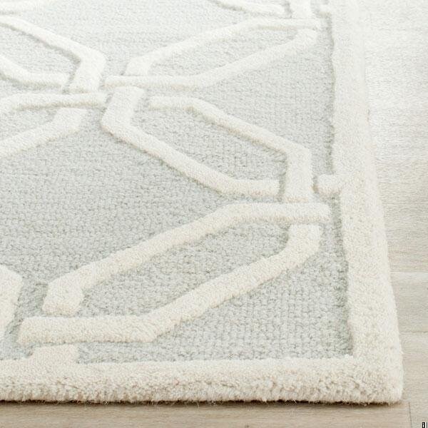 Safavieh Cambridge Hand Tufted Small Rectangle Rug- Light Grey - Ivory- 3 x 5 ft. - CAM311L-3