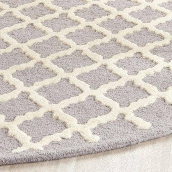 Safavieh Cambridge Rectangle Hand Tufted Rug, Silver and Ivory - 4 x 6 ft. - CAM137D-4