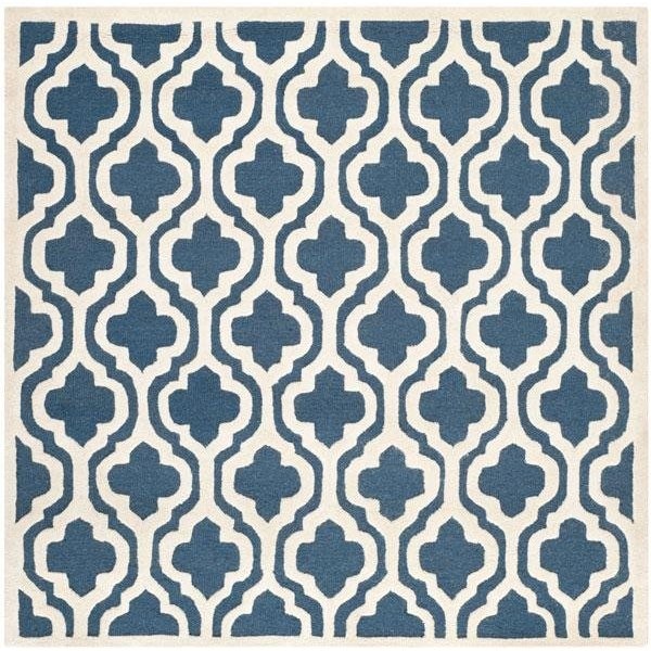 Safavieh Cambridge Small Rectangle RugNavy & Ivory 4 x 6 ft. - CAM132G-4