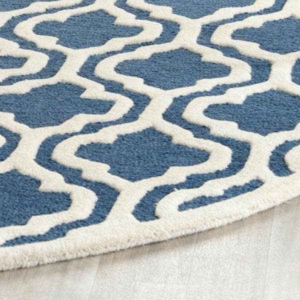 Safavieh Cambridge Small Rectangle RugNavy & Ivory 4 x 6 ft. - CAM132G-4