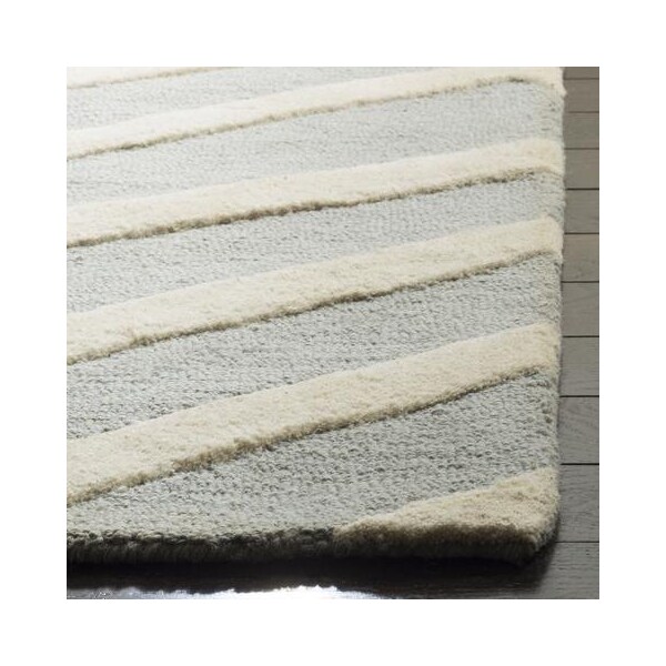 Safavieh Cambridge Hand Tufted Runner Rug- Grey - Ivory- 2 ft. 6 in. x 6 ft. - CAM714G-26