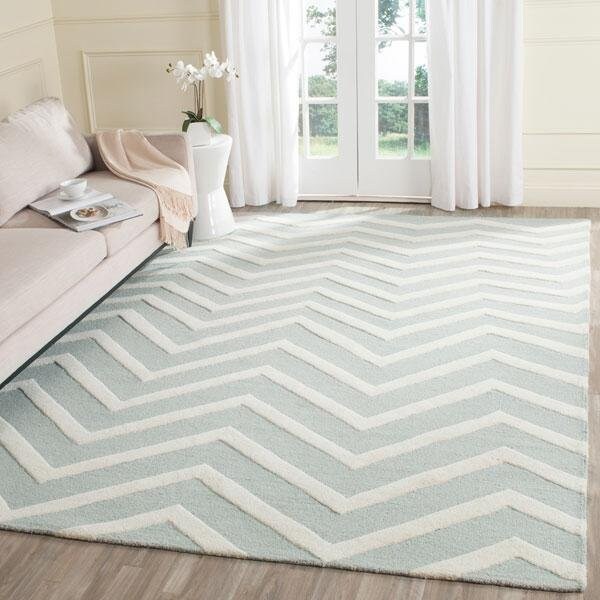 Safavieh Cambridge Hand Tufted Runner Rug- Grey - Ivory- 2 ft. 6 in. x 6 ft. - CAM714G-26
