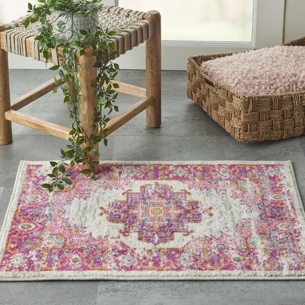 Homeroots 2 x 3 ft. Ivory & Fuchsia Distressed Scatter Area Rug - 385319