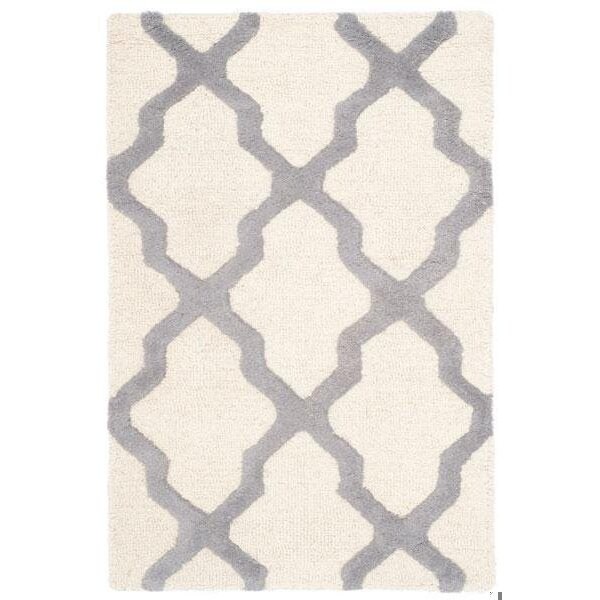 Safavieh Cambridge Hand Tufted Accent Rug- Ivory - Silver- 2 x 3 ft. - CAM121Y-2