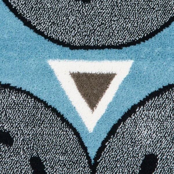 Homeroots 5 ft. Round Blue Imaginative Racetrack Area Rug - 396315