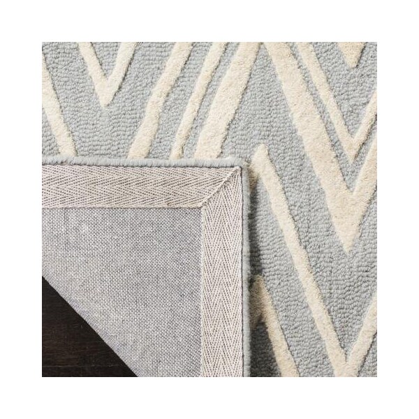Safavieh 2 x 3 ft. Cambridge Hand Tufted Accent Area RugGrey & Ivory - CAM711G-2