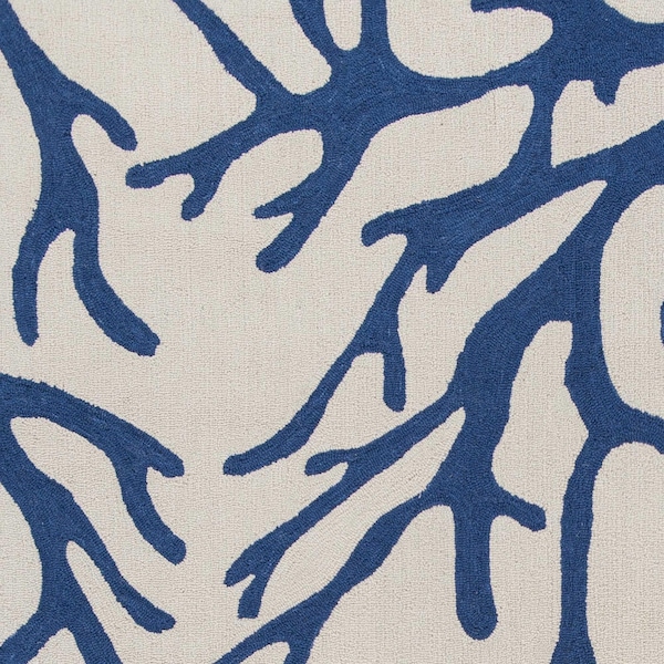 Homeroots 20 x 30 in. Polyester Ivory & Blue Area Rug - 353215