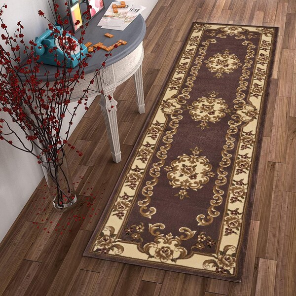 Homeroots 2 ft. 2 in. x 7 ft. 11 in. Runner Polypropylene Plum & Ivory Area Rug - 353677