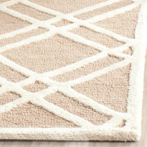 Safavieh Cambridge Accent Area RugBeige & Ivory 2 ft. 6 in. x 4 ft. - CAM142J-24