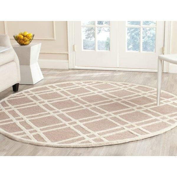 Safavieh Cambridge Accent Area RugBeige & Ivory 2 ft. 6 in. x 4 ft. - CAM142J-24