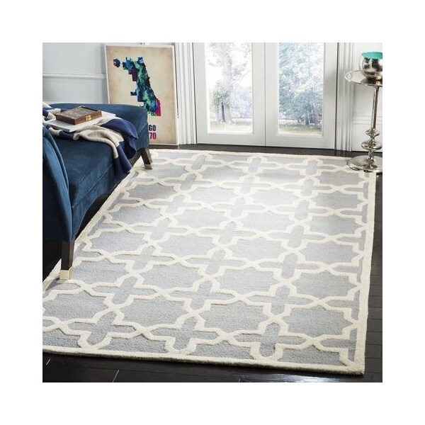 Safavieh Cambridge Hand Tufted Runner RugSilver & Ivory 2 ft.-6 in. x 6 ft. - CAM125D-26