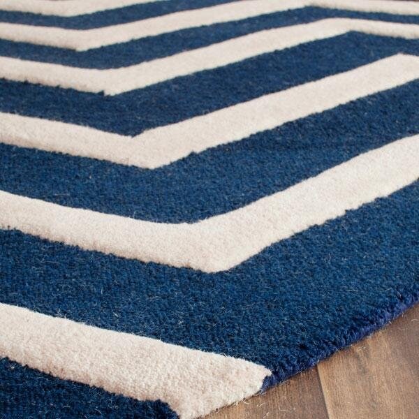 Safavieh Cambridge Hand Tufted Rectangle Rug- Navy - Ivory- 2 ft. 6 in. x 6 ft. - CAM714M-26