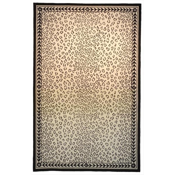 Safavieh 3 ft. x 3 ft. Round- Transitional Chelsea White And Black Hand Hooked Rug - HK15C-3R