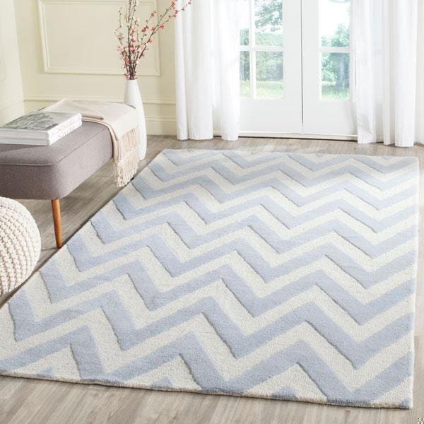 Safavieh Cambridge Hand Tufted Accent Rug- Light Blue - Ivory- 2 x 3 ft. - CAM139A-2