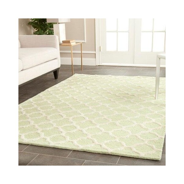 Safavieh Cambridge Hand Tufted Accent Rugs, Light Green and Ivory - 2 ft.-6 in. x 4 ft. - CAM130B-24